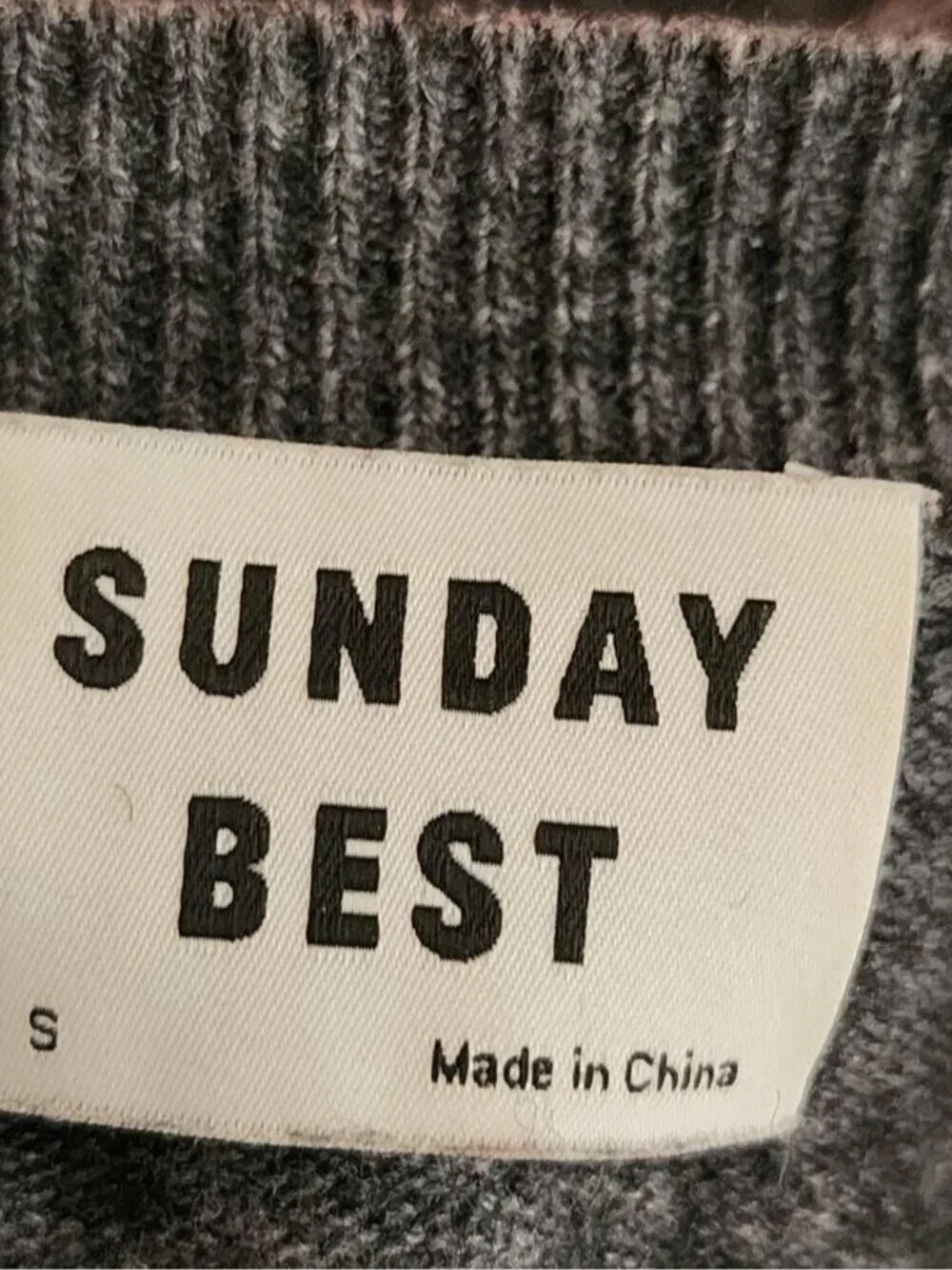 Sunday Best Gray Apple Print Boxy Cropped Sweater
